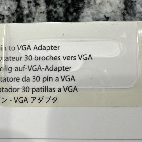 Lot of 12 Apple A1368 30-Pin VGA Adapter iPad 2/iPhone 4/iPod Touch MC552ZM/B - Picture 4 of 5